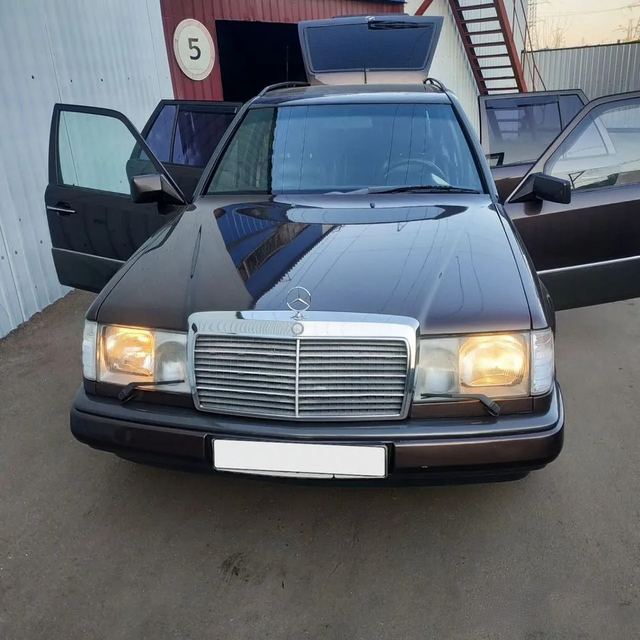 Mercedes-Benz W124 — фото 20